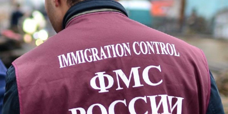 Ресейге барғысы келетін өзбекстандықтар емтихан тапсырады