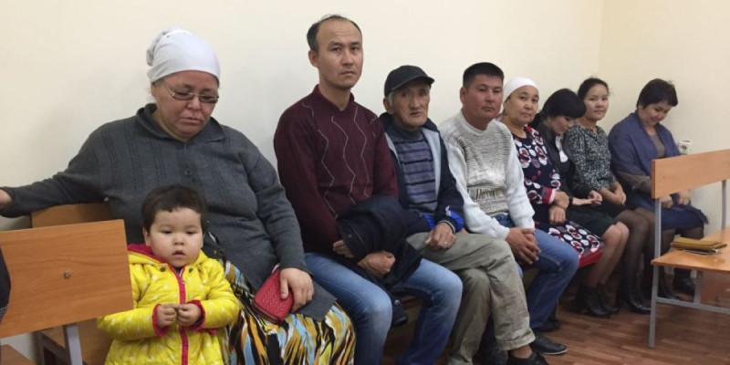 Ақтауда жүздеген оралманның далада қалу қаупі бар