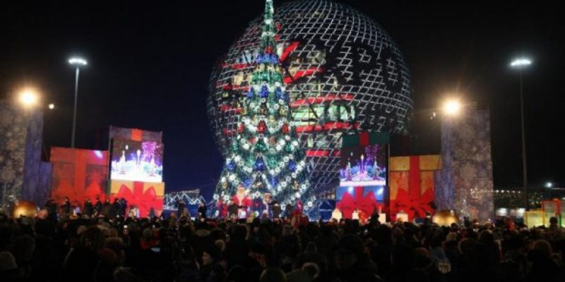 Елордада Жаңа жылдың бас шыршасы жағылды