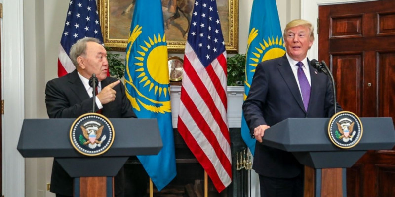Трамптың Назарбаевқа көрсеткен айрықша құрметі АҚШ журналистерін таңғалдырды