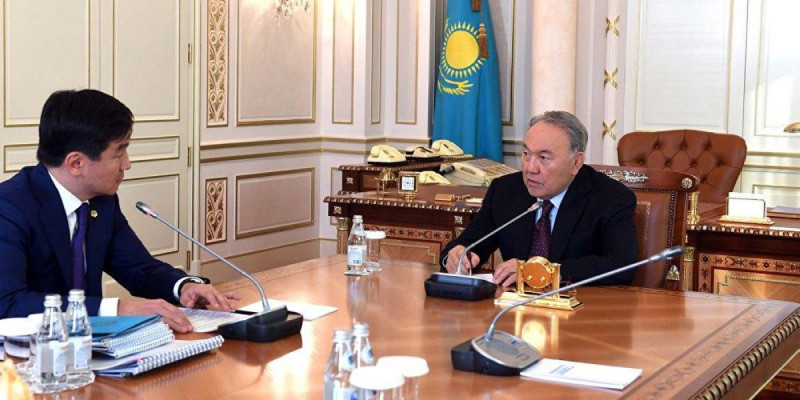 Елбасы: Келешекте Алматы мен Астанада тек электромобильмен жүруіміз қажет
