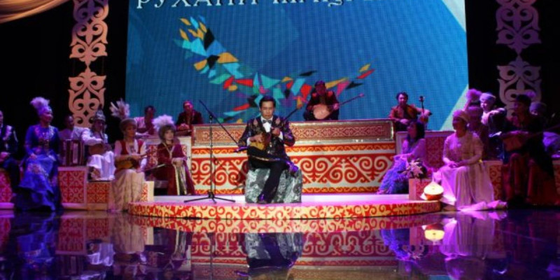 "Бабалар аманаты" дәстүрлі өнер театрына айналса...