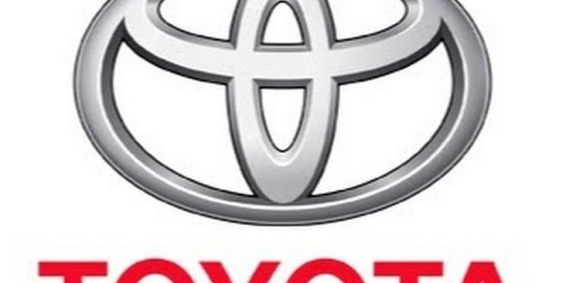 Toyota компаниясы ҚР Ұлттық Олимпиада комитетіне сегіз автокөлік берді
