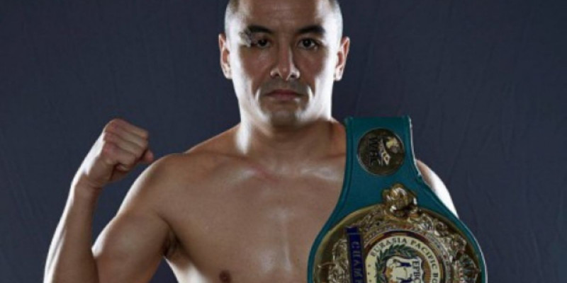 Жақиянов кәсіби бокстан кетті