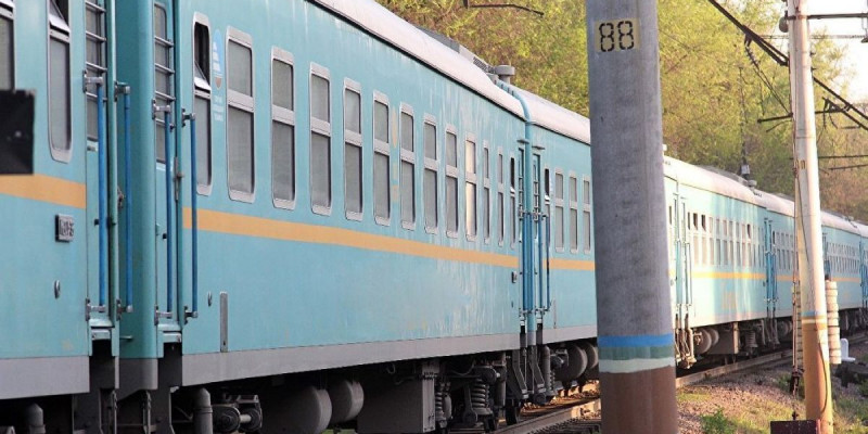 21 жастағы семейлік қызды пойыз қағып кетті