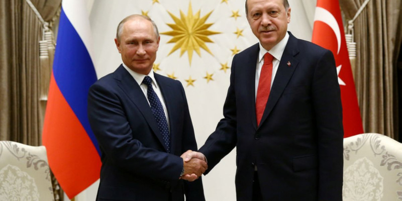 Путин Анкараға келді