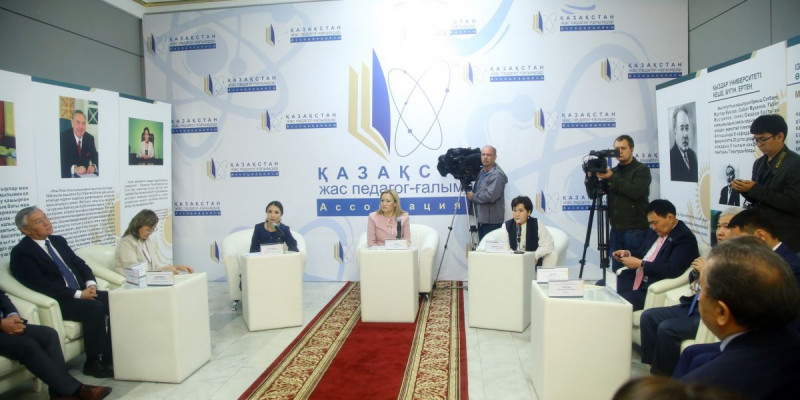 Қыздар Университетінде «Дара» арт-галереясы ашылды