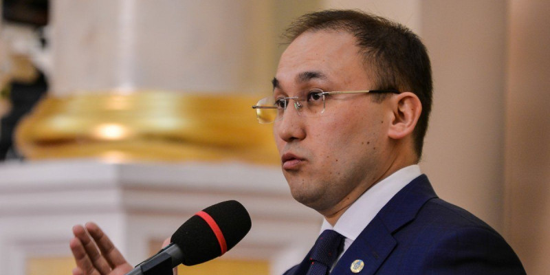 Дәурен Абаев меморгандардың баспасөз хатшыларының міндеттерін бекітті