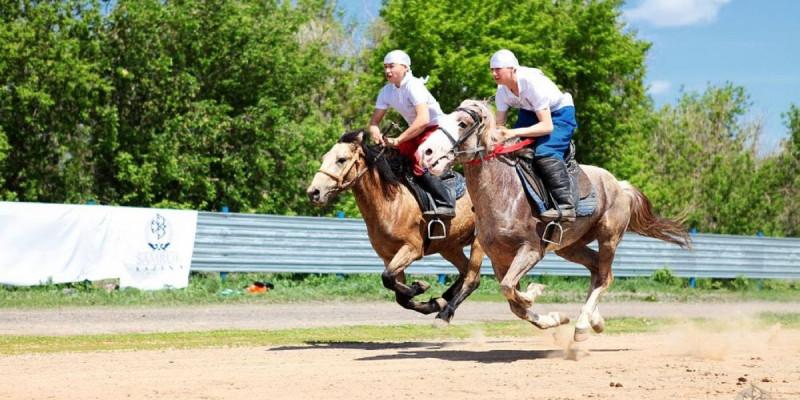 Жеңіс күніне орай өткен ат бәйгесі