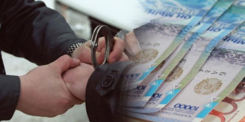 Ақтөбеде прокурорды пара бергені үшін 7 жылға соттады