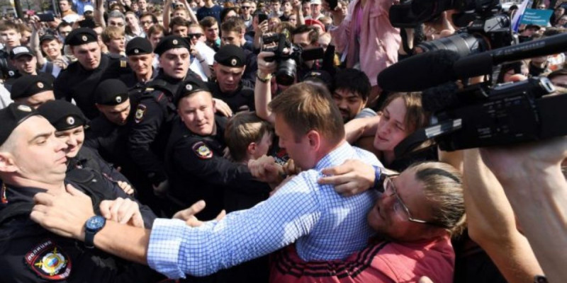 Навальныйдың партиясы "Болашақ Ресей" деп атала ма?