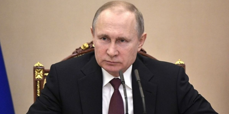 Путин шетелдіктерге ықтияр хат беру тәртібін жеңілдетуді тапсырды