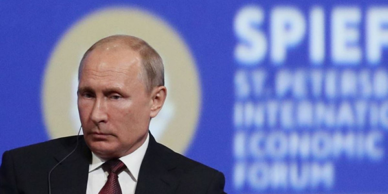 Путин АҚШ пен оның одақтастарына қарсы санкцияға қол қойды