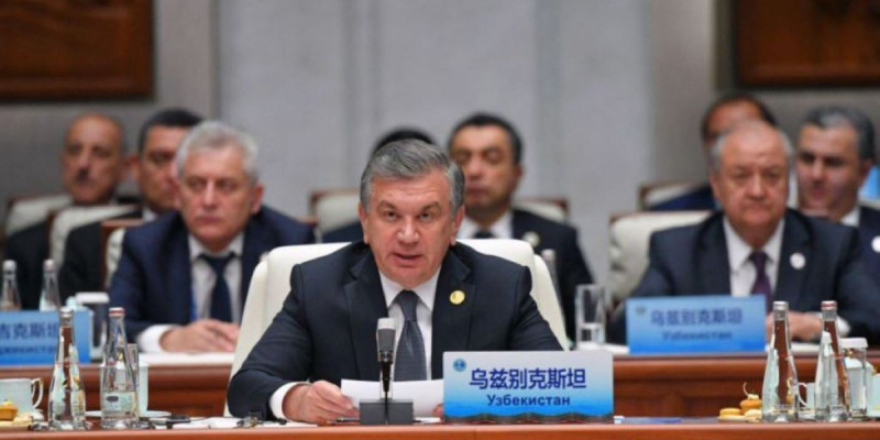 Мирзияев ШЫҰ аясында жаңа "жасыл дәліздер" ашуды ұсынды
