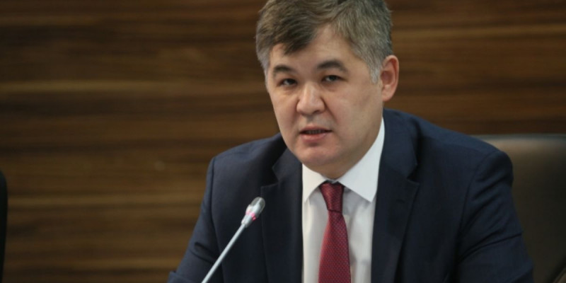 "Тиімсіз әрі шығыны көп". Министр менингиттен вакцинациялау туралы