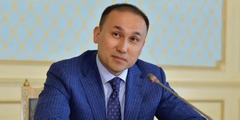 Абаев: Назарбаев сайлауға түссе, Қазақстан ұтады