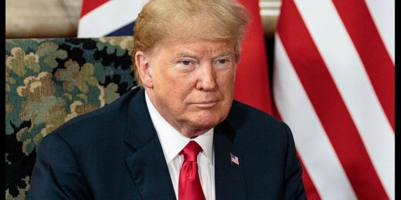 Дональд Трамп Хельсинкиде "жаңылғанын" айтты