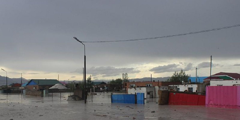 Нөсер жаңбыр салдарынан 530 үйді су басып қалды