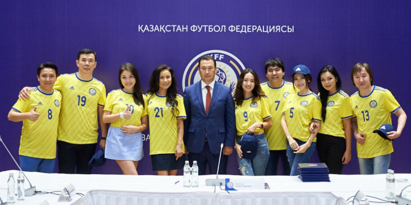 Жұлдыздар отандық футболды жарнамалайды
