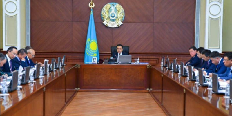 Атшабар сквері қайта жаңғырмақ