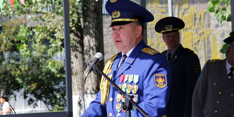 Отан алдында ант берді