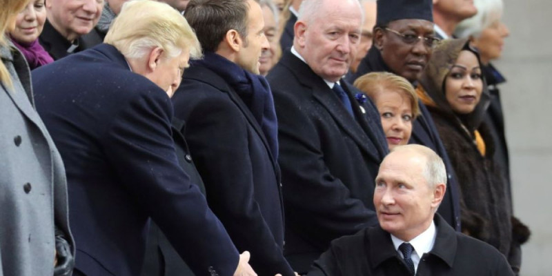 Ақ үй: Трамп Путинмен Аргентинада келіссөз жүргізеді