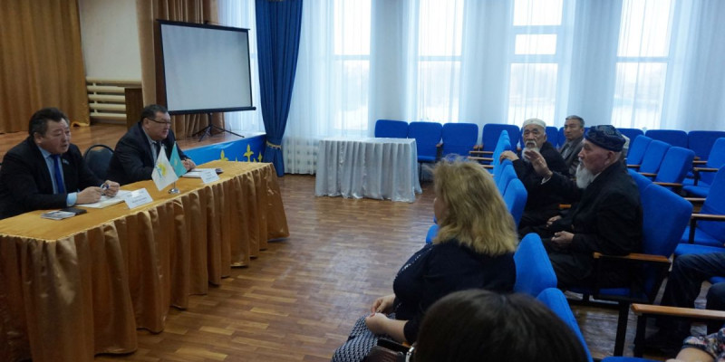 «Кездесеміз, талқылаймыз, шешеміз»