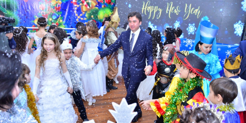 ШЫМКЕНТ: ПРЕЗИДЕНТ ШЫРШАСЫ СӘУЛЕ ШАШТЫ