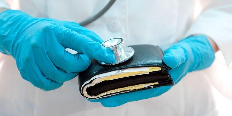 Дәрігерлердің қанша жалақы алатыны белгілі болды