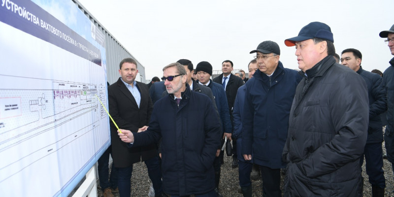 Асқар Мамин Түркістандағы құрылыспен танысты
