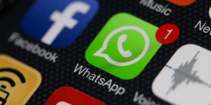 WhatsApp-та хабарламаны достарыңмен бөлісуге шектеу қойылды