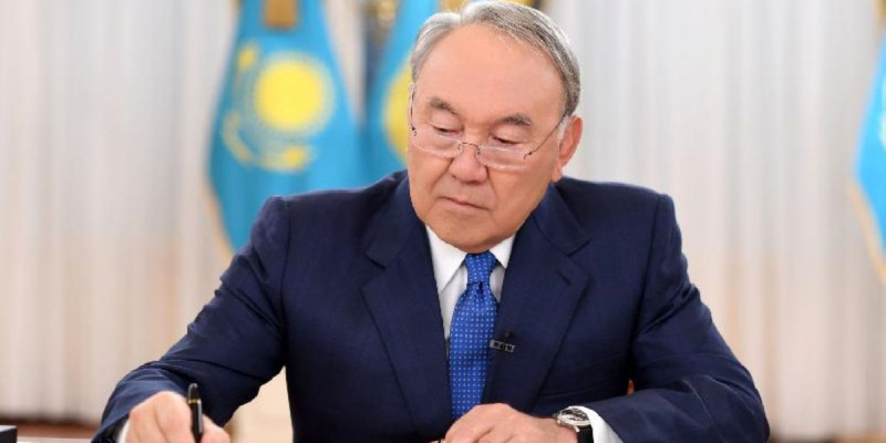 Елбасы әскери қызметке шақыру туралы Жарлыққа қол қойды