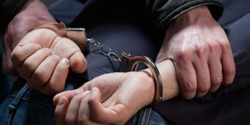 «Мега Тау» сауда үйінде ұрланған заттарды саудалап келген 7 адам ұсталды