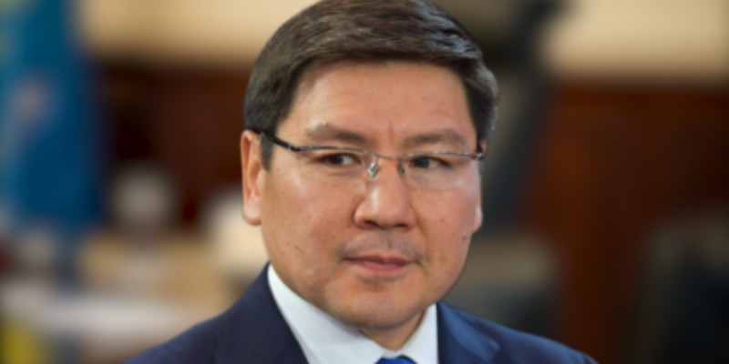 Жұмағалиев Абаевқа анықтамалармен "қоштасуды" тапсырды
