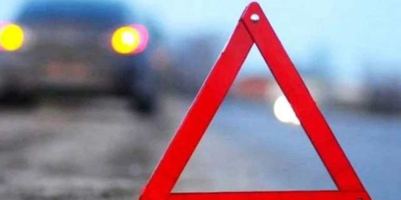 Елордадағы жантүршігерлік жол апаты: Автобустар жедел жәрдем көлігіне соқтығысқан