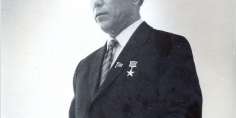 БЕКЗАТ БОЛМЫС
