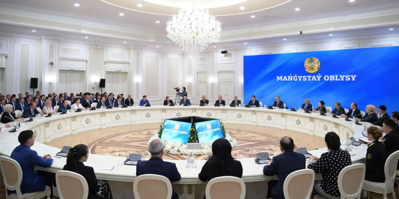 Батпандап кіріп, мысқылдап шығар дерт...