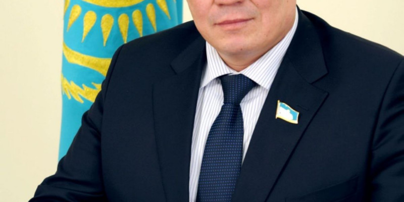 О заман да, бұ заман, велосипедші мен шаңғышының ұшқанын көрген жоқпыз