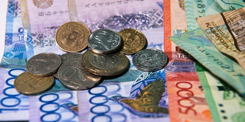 Екінші деңгейдегі банктер мен микроқаржы ұйымдарында қарызы бар азаматтардың борыш жүктемесі азайтылды