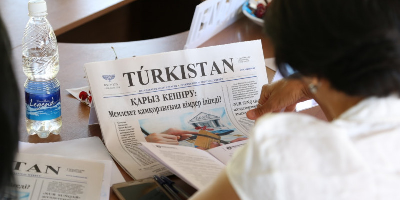 «TÚRKISTAN» газетінің 25 жылдығы Ыстықкөлде атап өтілді