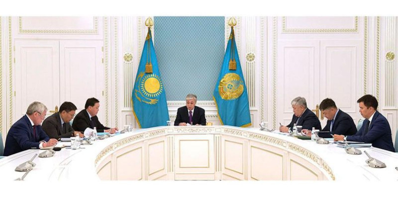 Мемлекет басшысы экономикалық мәселелер бойынша кеңес өткізді