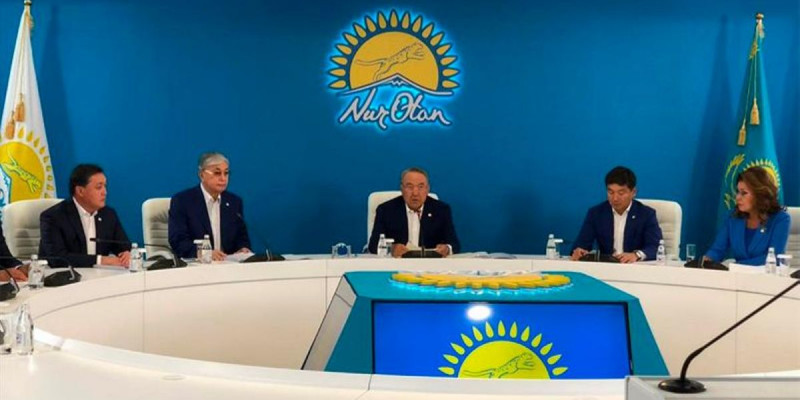 «Nur Otan» партиясы Саяси кеңесі Бюросының отырысы басталды