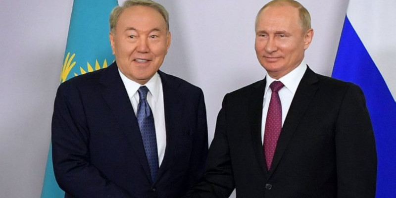 Елбасы Владимир Путинмен телефон арқылы сөйлесті