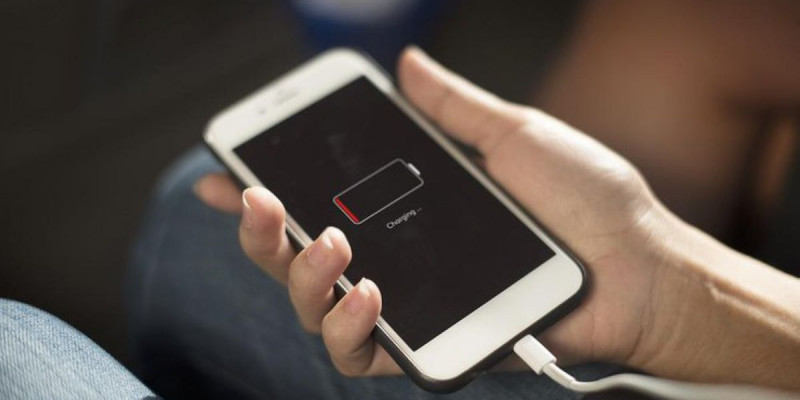 Неге біз осы...