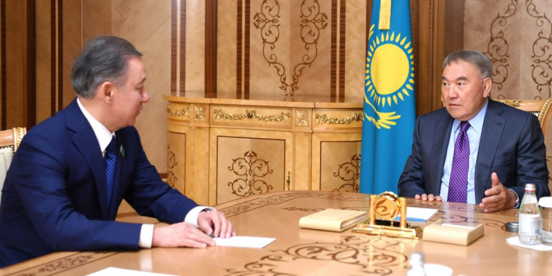 Елбасы Парламент Мәжілісінің Төрағасы Нұрлан Нығматулинмен кездесті
