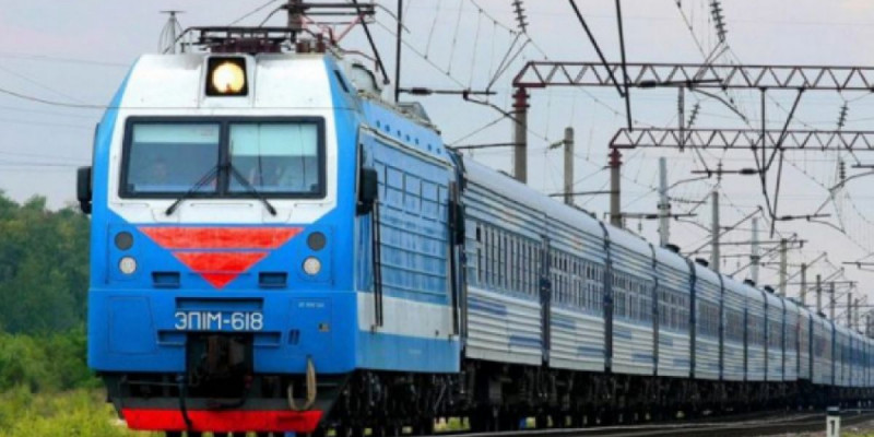 Пойыз жүрісін тоқтатқандар айыппұл арқалайды