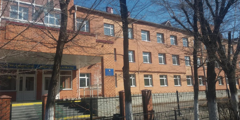 Көкшетауда мектепті жайлаған белгісіз дерттен 80 бала мұрттай ұшты
