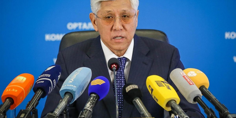 Қапшағай әкімі аймақ басшысы Амандық Баталовтан қатаң сөгіс естіді