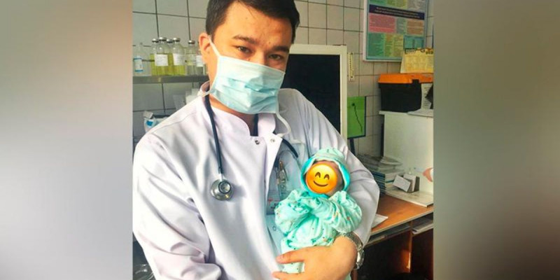 Алматылық дәрігерлер екі күндік шақалақты өлімнен аман алып қалды