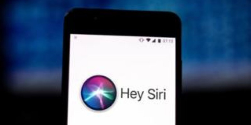 Siri адам өмірін құтқарды